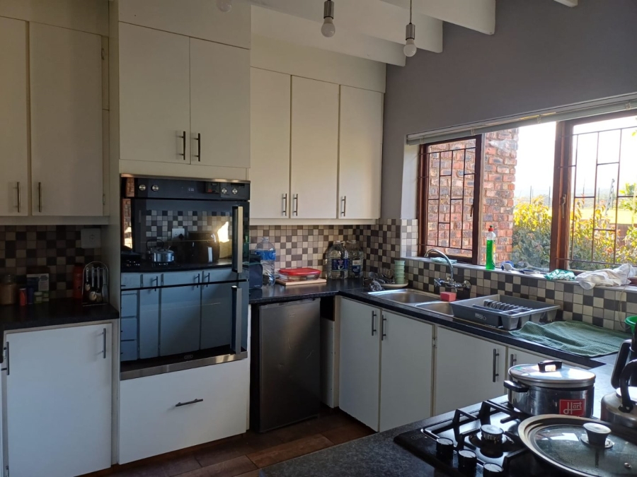 3 Bedroom Property for Sale in Heatherlands Western Cape
